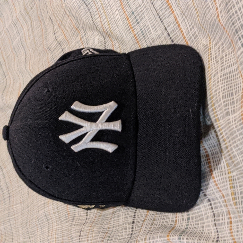 Derek Jeter Yankees hat